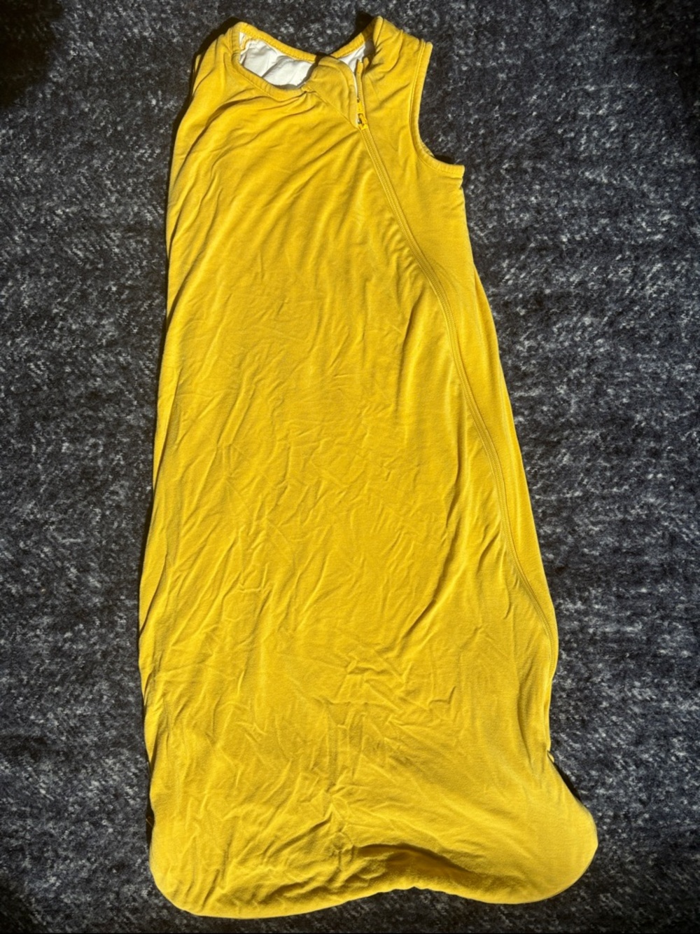 Kyte Yellow Sleeveless Zippered Bamboo Sleep Sack in Pineapple size Medium